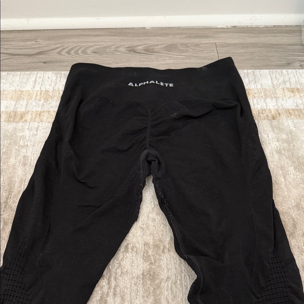 Alphalete Black Seamless Leggings with Logo